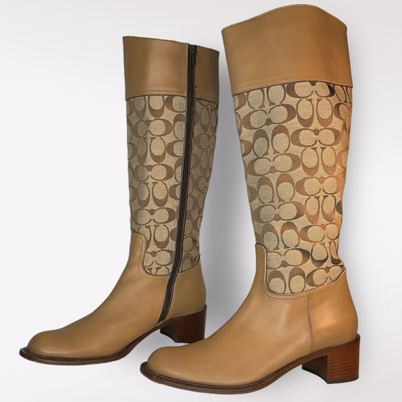 Coach Brand "Carole" Signature C's Logo Vintage Riding Style Boots Size 8.5B - Picture 11 of 12